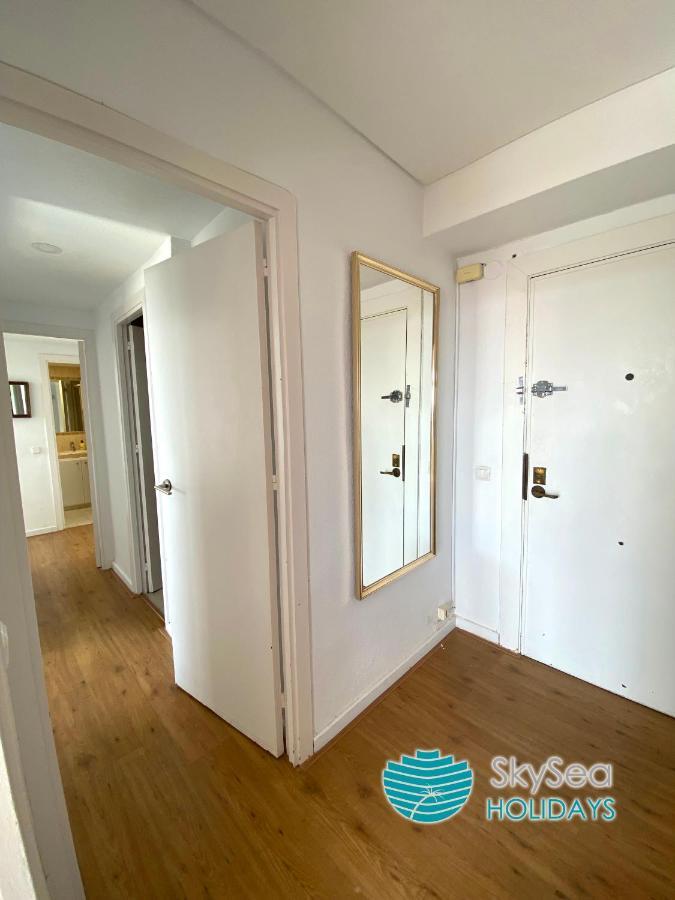 Ferienwohnung Skysea Holidays La Carihuela Torremolinos Exterior foto